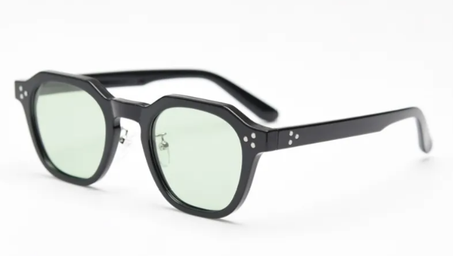 Chic UV400 Polarized Shades