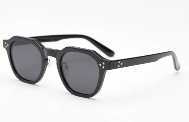 Chic UV400 Polarized Shades